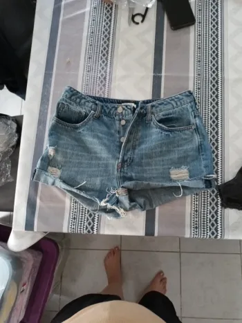 Short jeans bleu