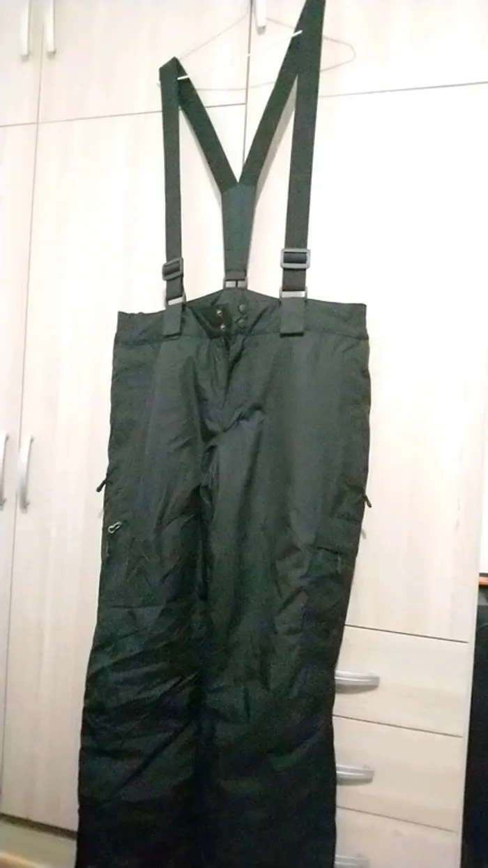 Pantalon de ski noir, marque etirel