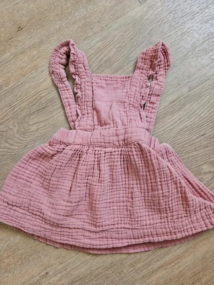 Robe bébé fille a bretelle