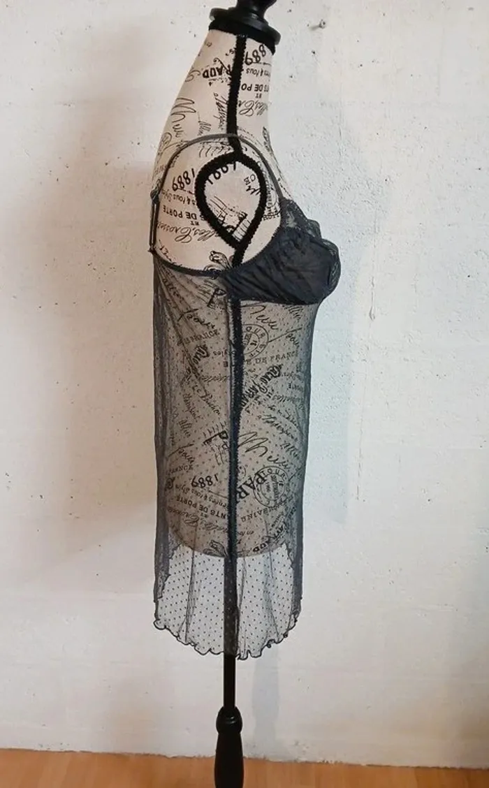 💫 Nuisette grise Miss Helen – S/M – Très bon état - photo numéro 4