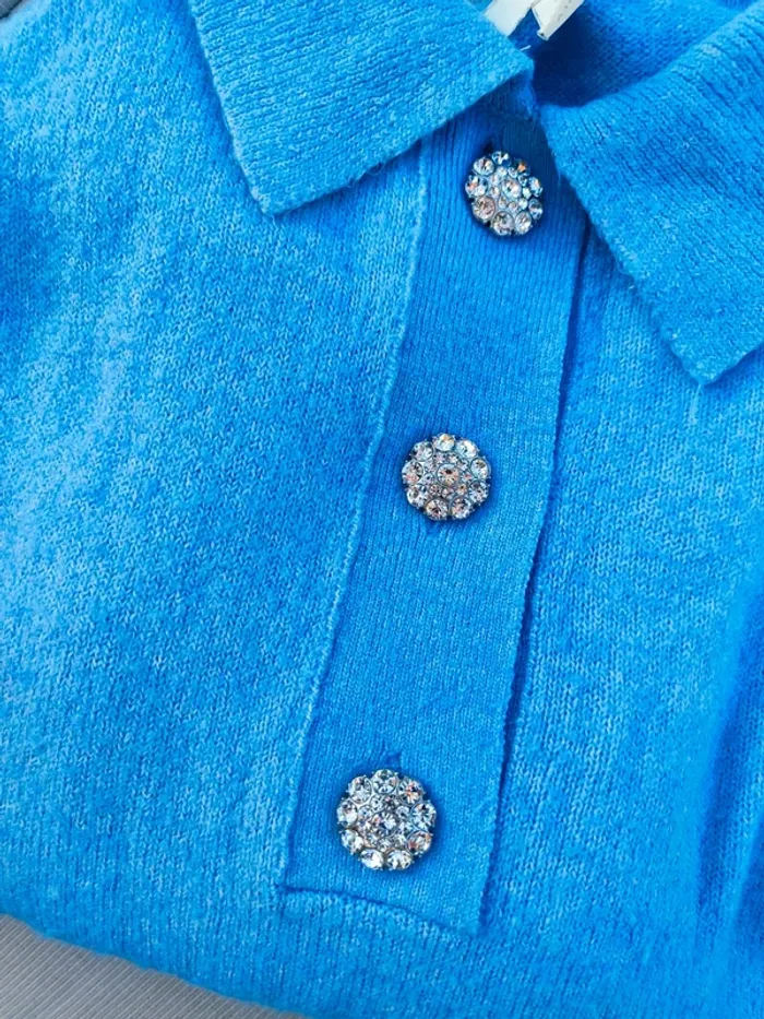 Pull boutons strass - photo numéro 6