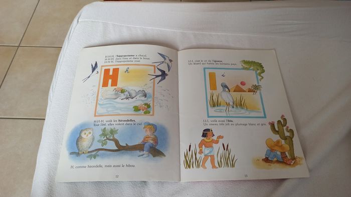 Lot livres comptines et alphabet - photo numéro 9