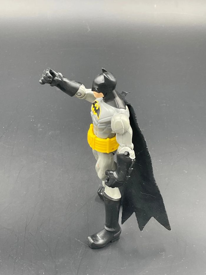 Figurine articulé Dc Comics Batman 15 cm Mattel 2011 - photo numéro 4