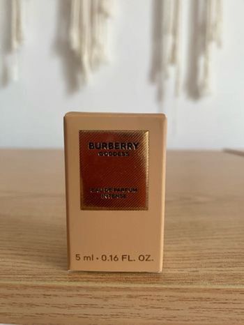 Burberry goddess edp intense