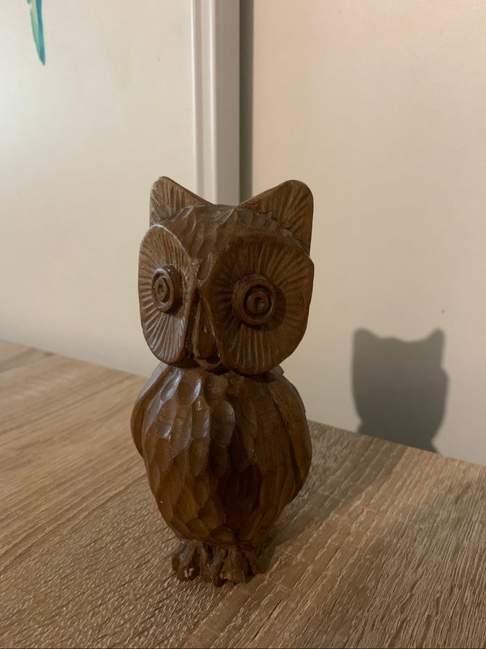 Bibelot chouette en bois sculpté