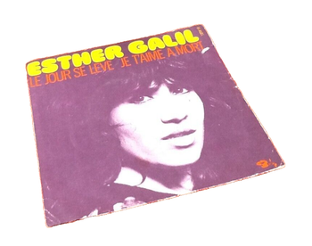 Vinyle 45 tours  Esther Galil  Le jour se lève   (1971)