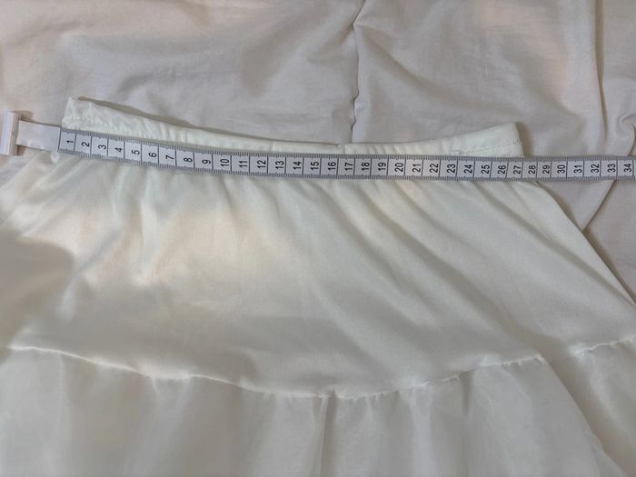 Belle robe pin up noire à pois blanc avec lacets au dos + jupon M/38 - photo numéro 11