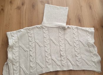 Poncho col roulé