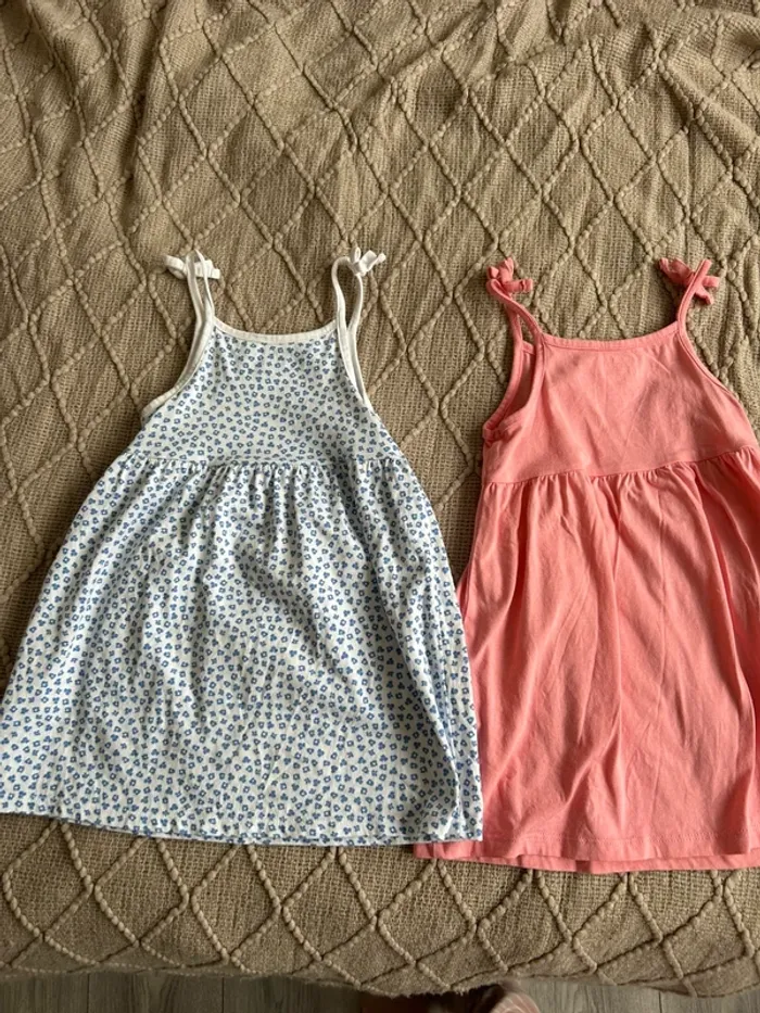 Lot deux robes 18 m - photo numéro 7