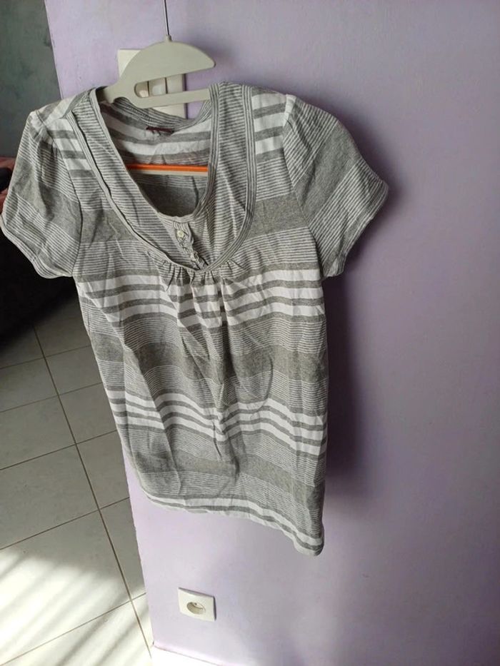 T-shirt femme taille 38-40 - photo numéro 3