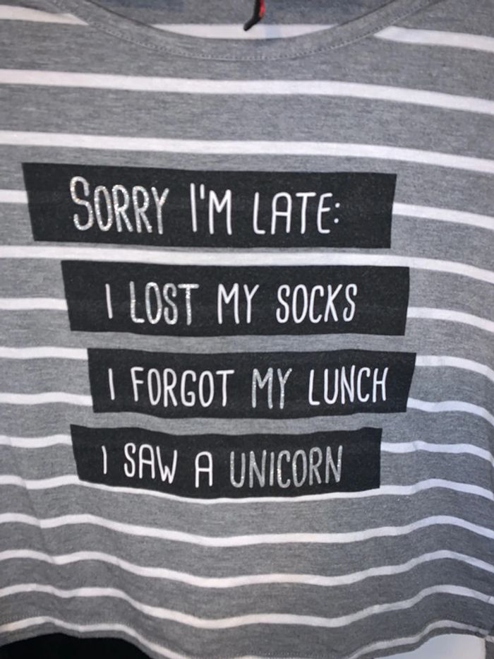 T-shirt court fille - photo numéro 2