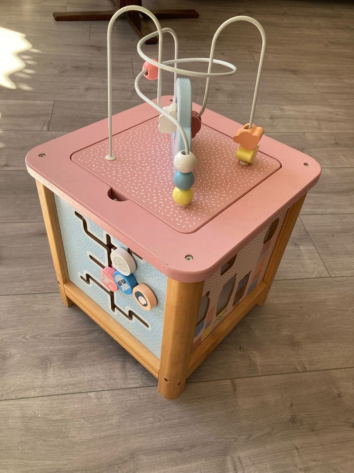 Cube d’activité en bois - photo numéro 2