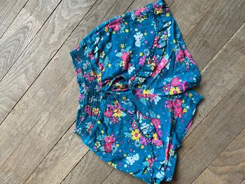 Short vert fleuri Sergent Major 8 ans