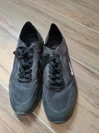 Baskets Nike Renew T41