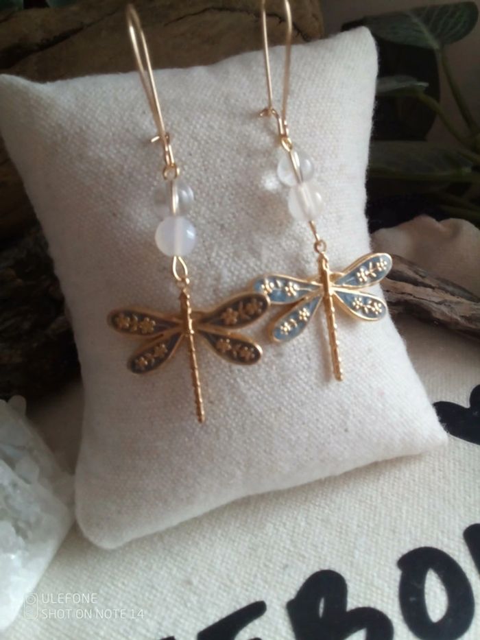Boucles d'oreilles bohèmes libellules et pierres naturelles - photo numéro 2