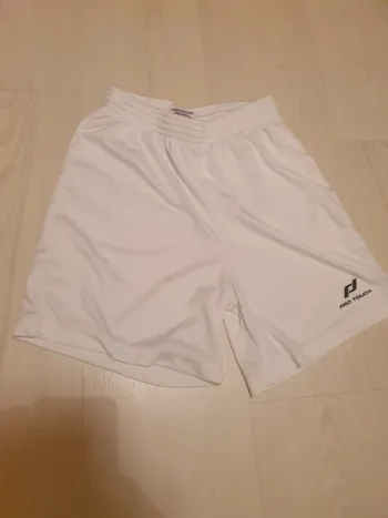 Short blanc