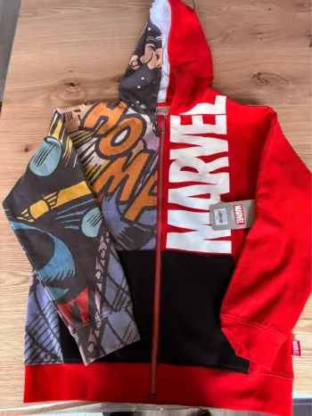Gilet Marvel neuf