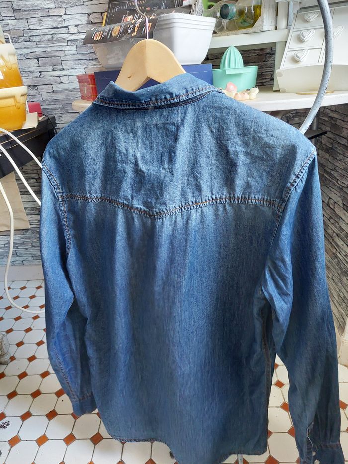 Chemise en jeans taille M - photo numéro 4