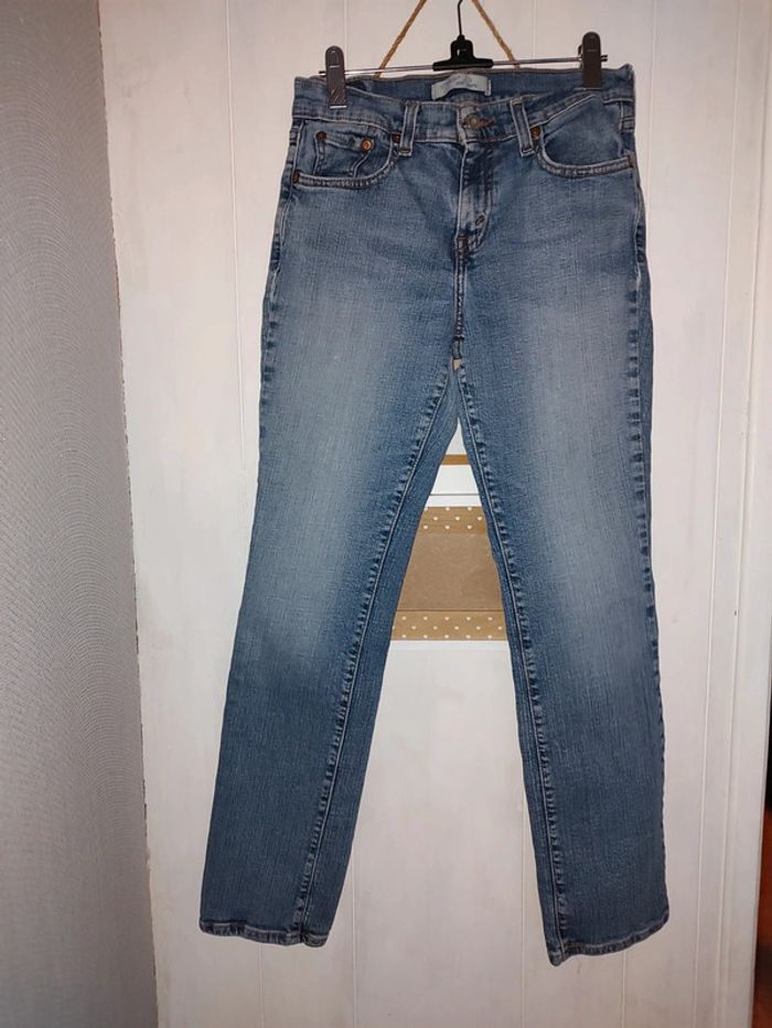 Jean Levi's straight leg 505