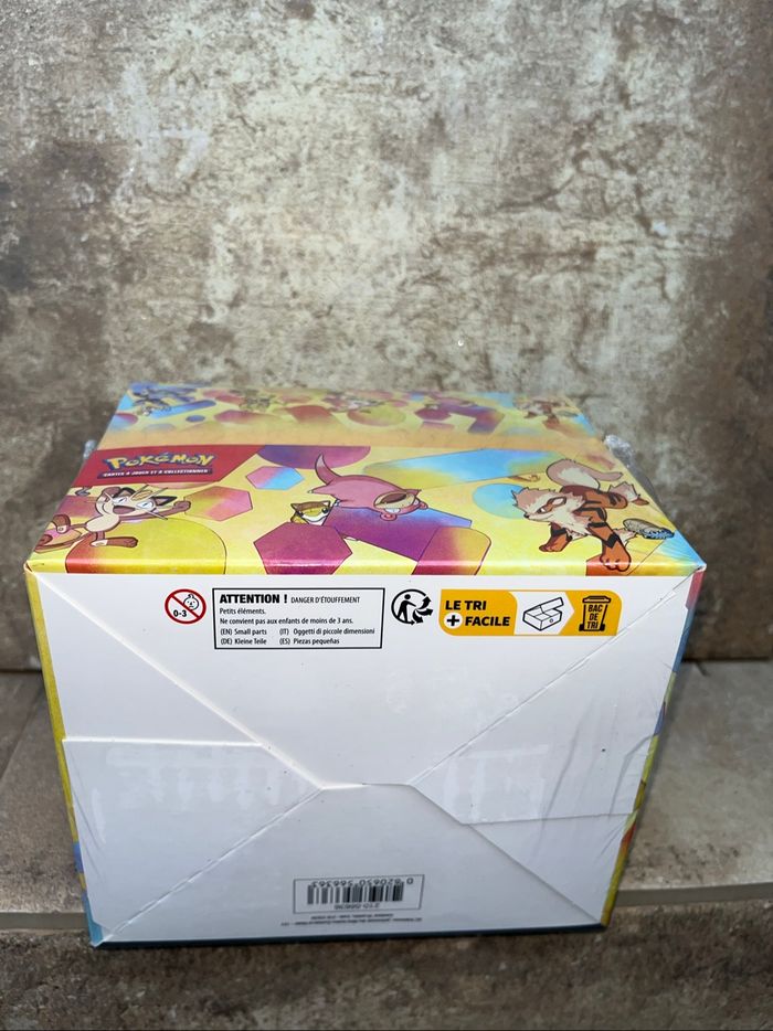 Display Pokémon mini tin 151 - photo numéro 6