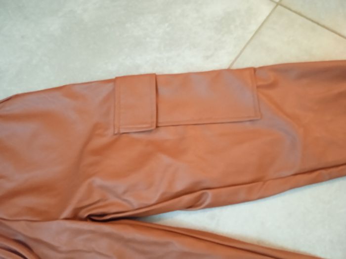pantalon cargo simili cuir neuf étiquette achat willy z - photo numéro 5
