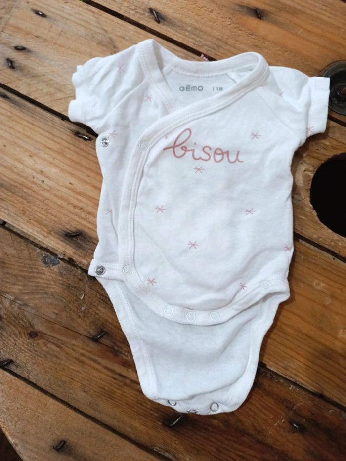 Body taille 1 mois de la marque Gémo - photo numéro 3