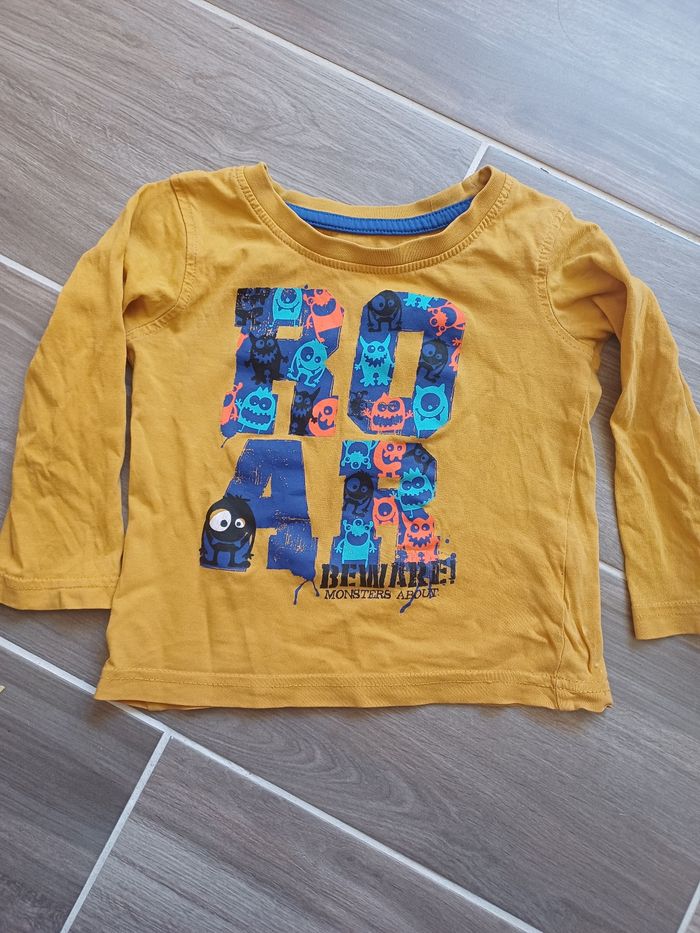 T-shirt manches longues Primark garçon 24 mois