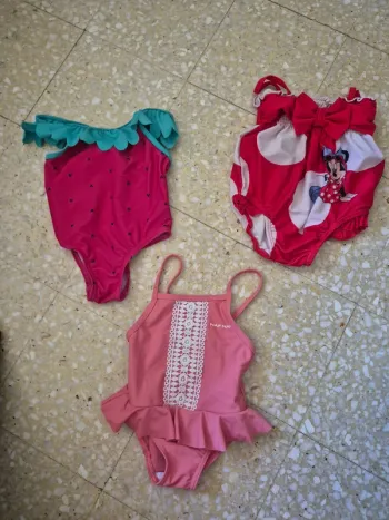 Maillots de bain une pièce bébé fille 9 mois