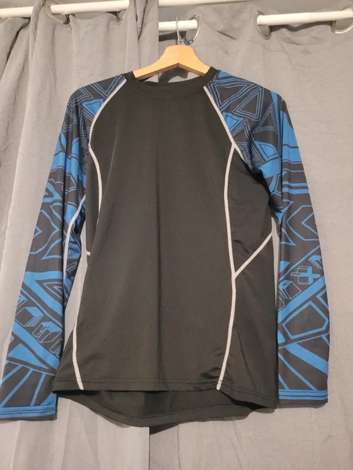 Lot de 4 haut de sport