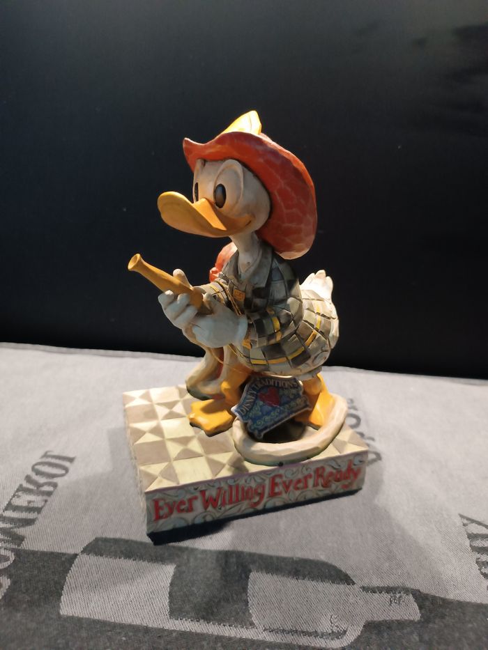 Donald pompier Disney traditions Jim shore - photo numéro 2