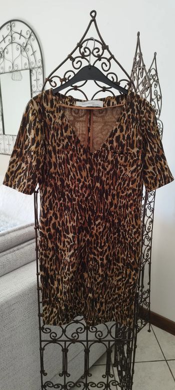 Robe Léopard Zara collection. Taille M. Très bon état