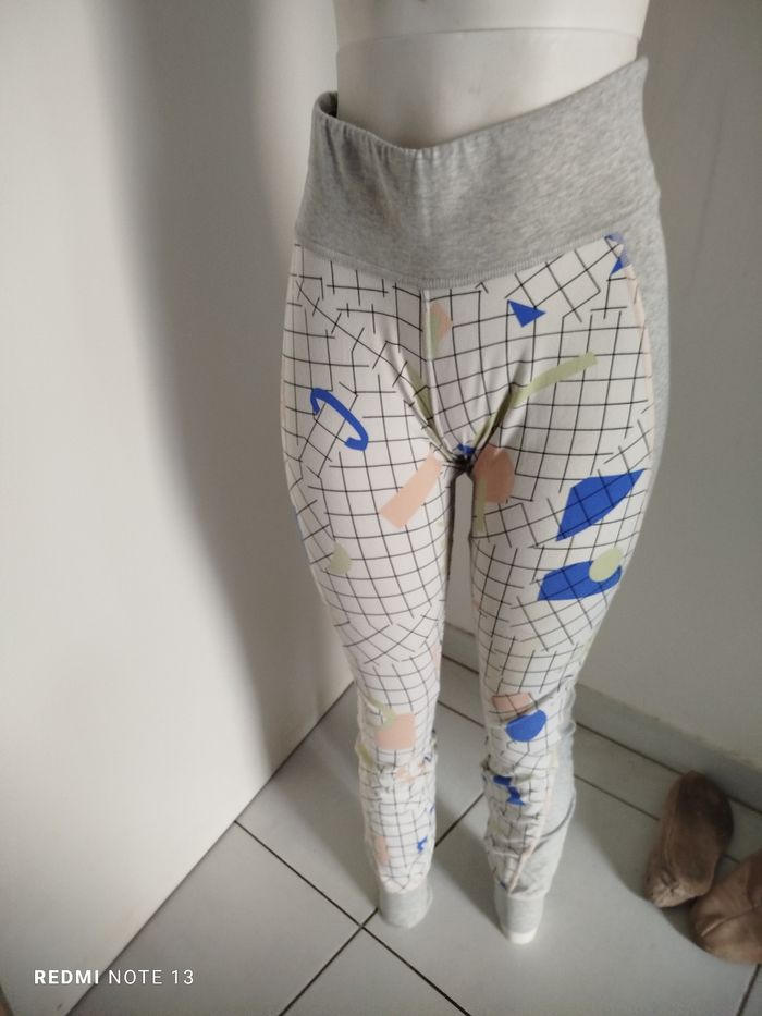 #kytieMfemme. Legging taille M
