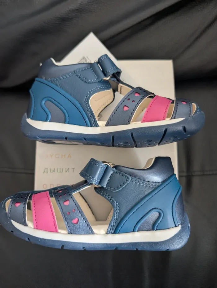 Paire de sandales Geox neuve - photo numéro 6