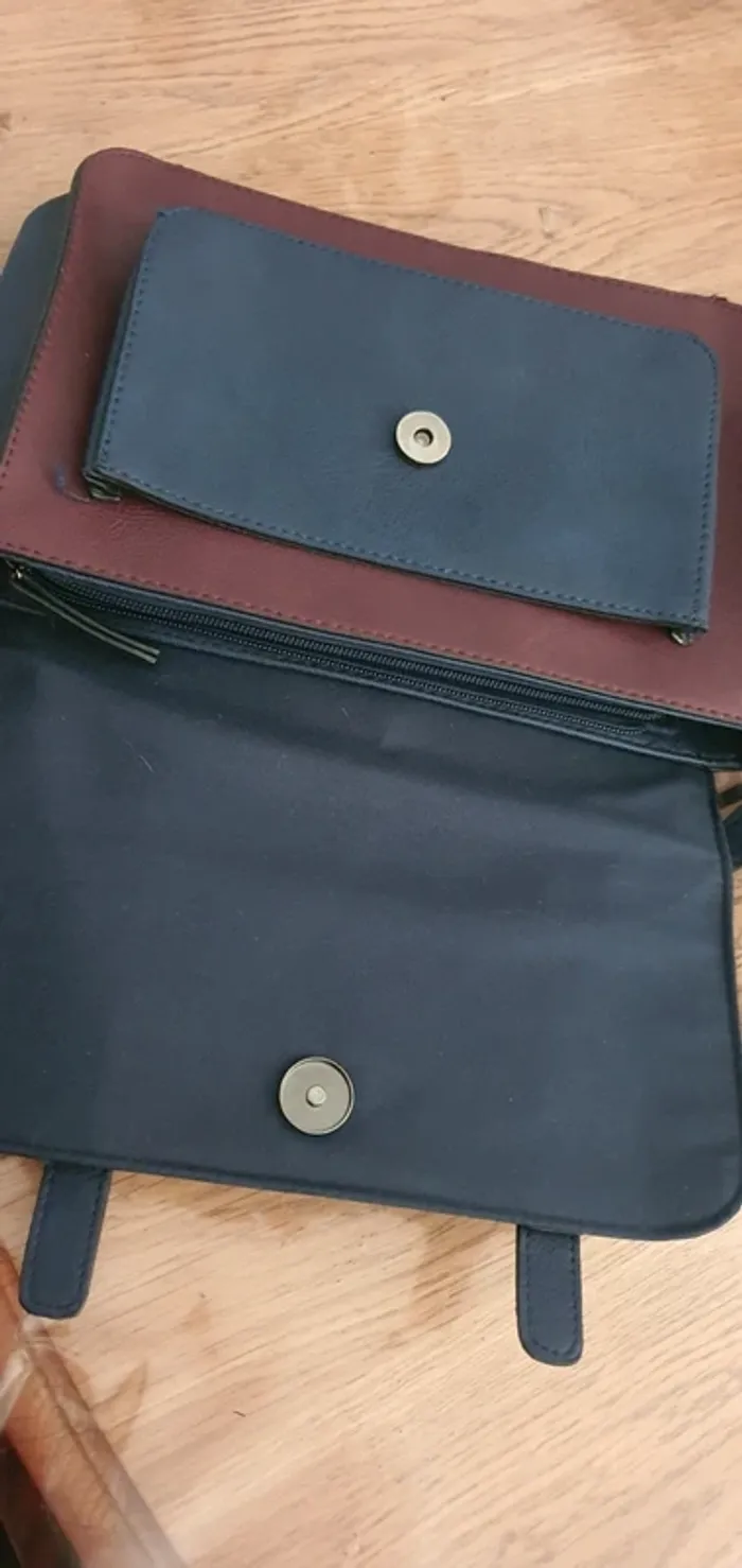 Sac bandoulière neuf - photo numéro 5