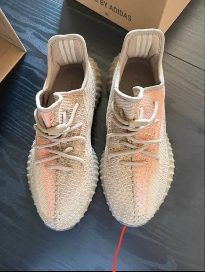 Yeezy boost 350  taille 43 1/3 - photo numéro 5