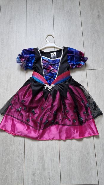 Belle robe de  deguisement  licorne  toute  doublée T 4-6 ans