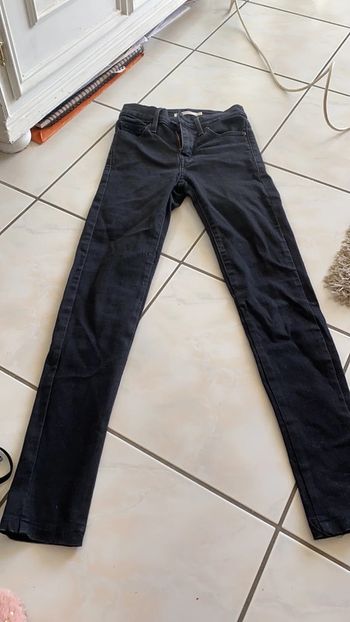 Jeans Lévis taille 23