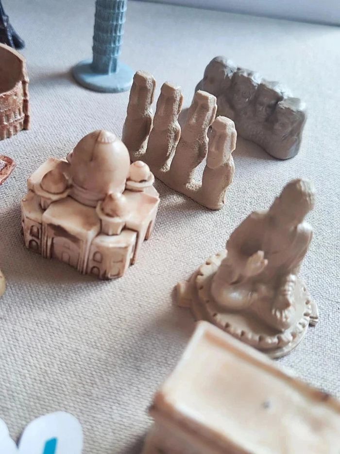 Lot de 17 figurines du monde - photo numéro 9