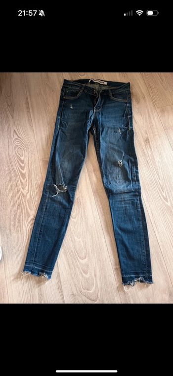 Jeans slim troué zara