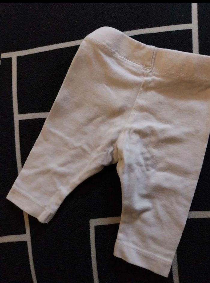 Legging 1 mois - photo numéro 4