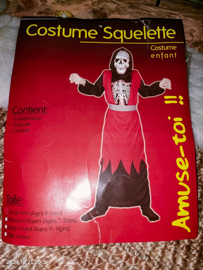 Costume enfant 4- 6 ans neuf - photo numéro 2