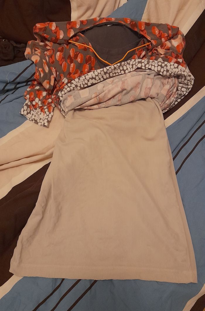 Robe mi longue moulante - photo numéro 6