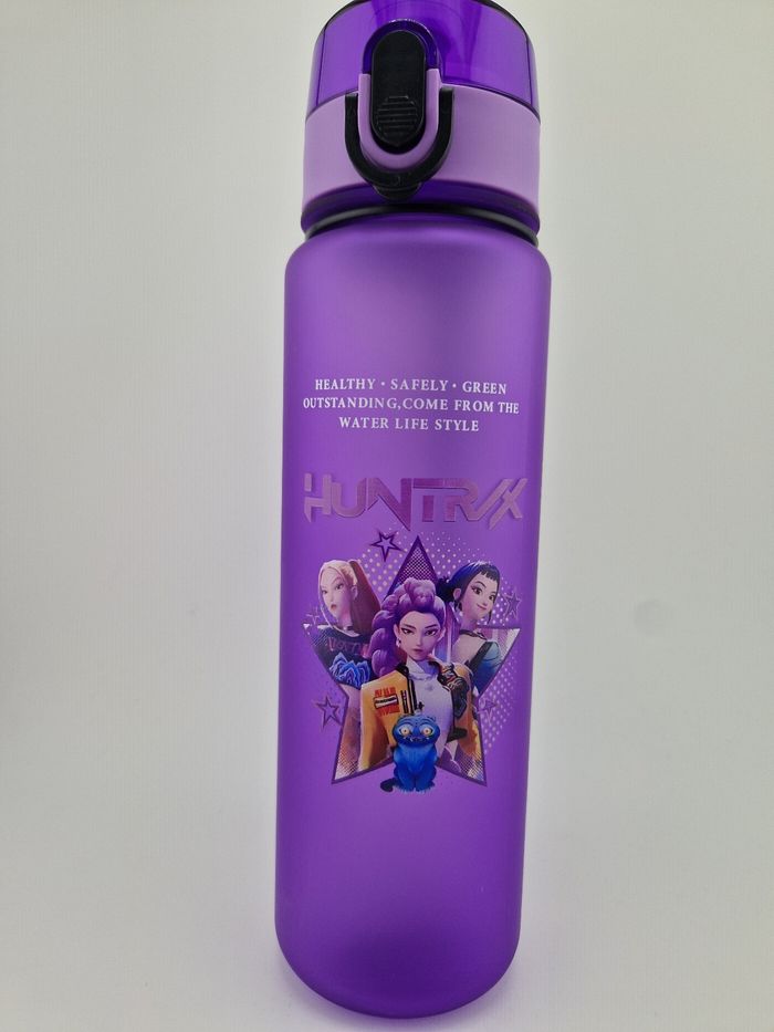 Gourde violette inspirée de l’univers KPOP Demon Hunters - photo numéro 1