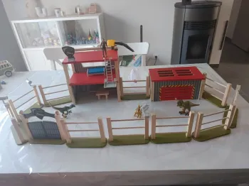 Enclos dinosaure Playtive