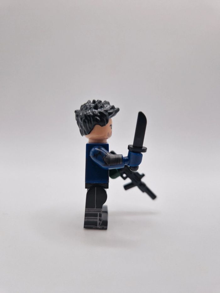 Figurine type lego Soldat de l'hiver Marvel - photo numéro 4