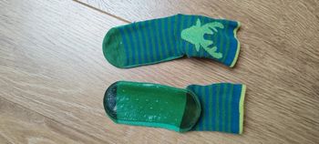 Chaussettes antidérapantes vertes - taille 21 (13 cm)