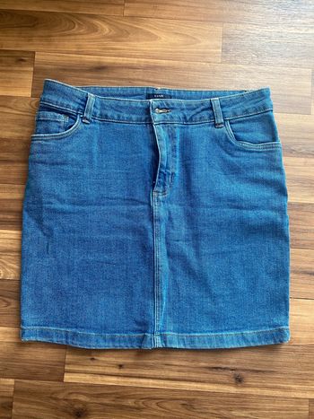 Magnifique jupe en jean