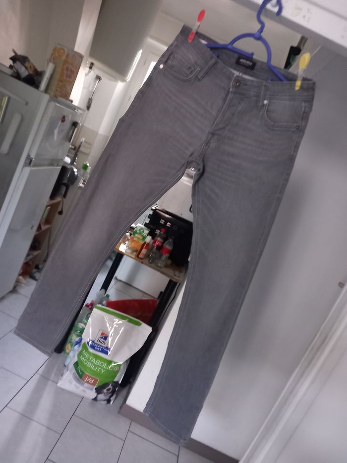 Jean slim marque jack& jones taille 42 - photo numéro 2