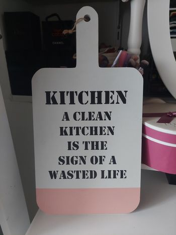 Planche décoration à accrocher  cuisine rose/blanc BE