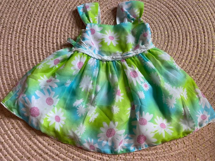 Magnifique Robe à fleur 🌸 - photo numéro 2